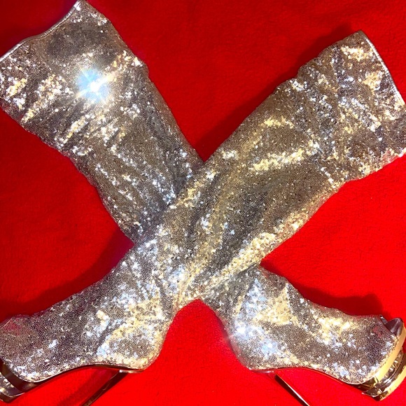 Exotic Sparkly heels ( I love shiny). Newcondition - Picture 2 of 2